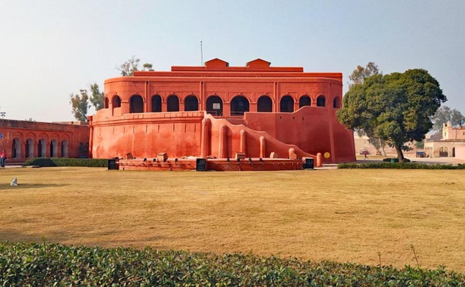 Hotel Rv Golden Amritsar Exterior foto